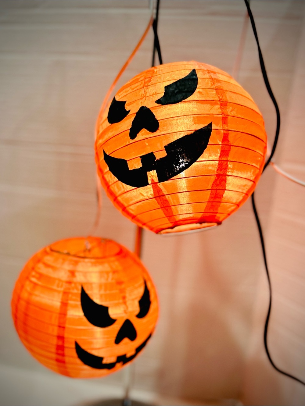 Vintage Hanging Halloween Lighted Fabric Pumpkin Jack-o'-lanterns 7x7 - Picture 2 of 9